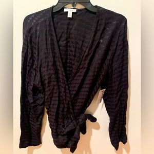 Nine West wrap blouse black with elegant black on black pattern, XL, new w/tags